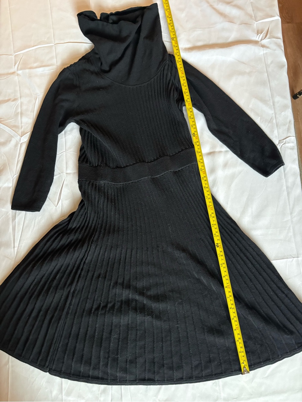 Ellen Tracy Black Ribbed Turtleneck Sweater Dress Women’s XS Pleated